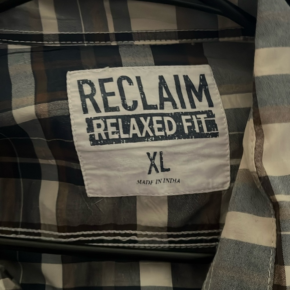 Worn 2 times Xl in size perfect fit similar to athletic fit